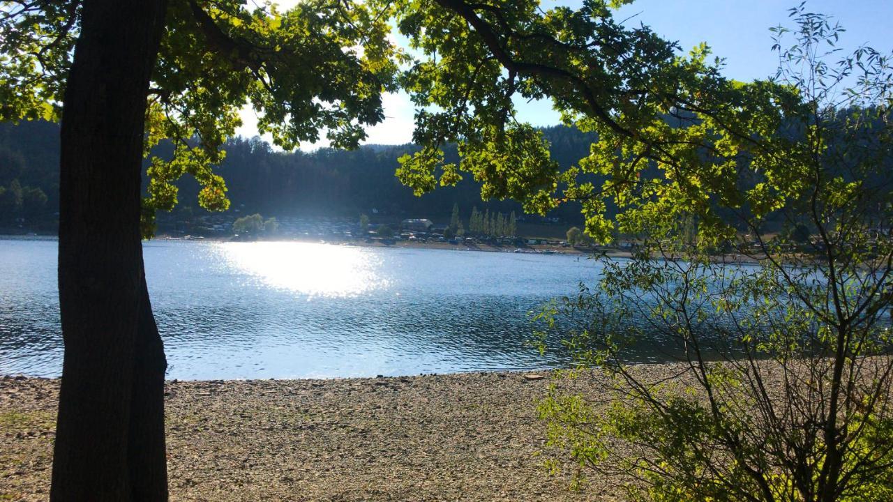Schlossberg Apartments & Garten In Der Natur & Unweit Vom "Thueringer Meer" Unterwellenborn Kültér fotó